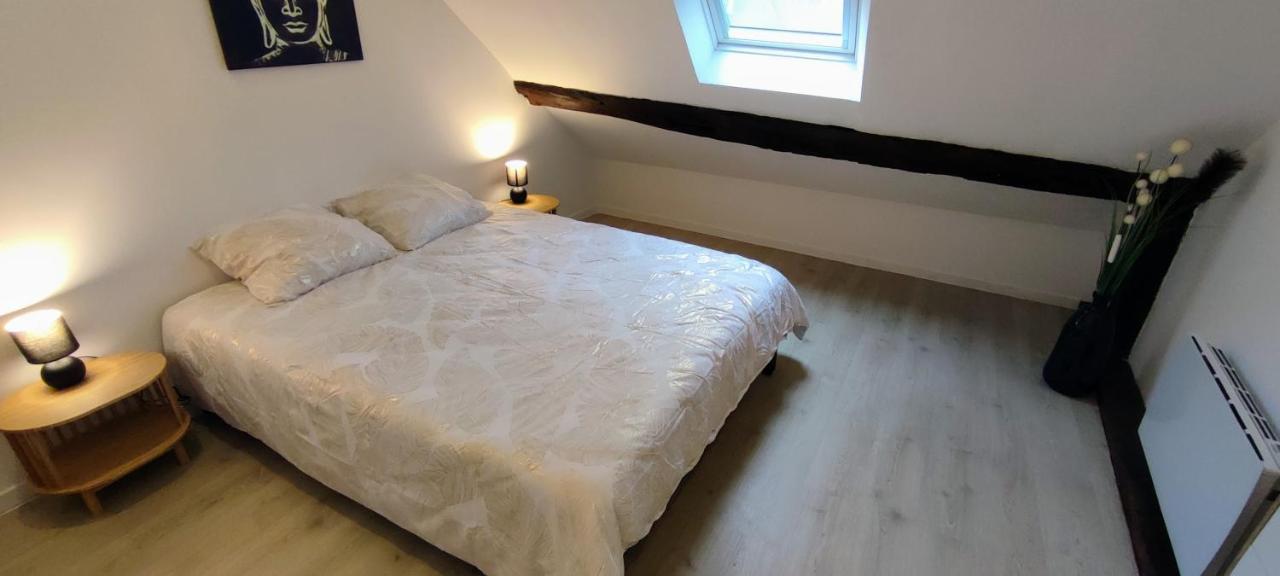 202 Duplex A Colombage En Plein Centre Ville Bourges Exterior foto